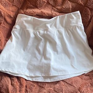 Shosho Classic White Skirt
